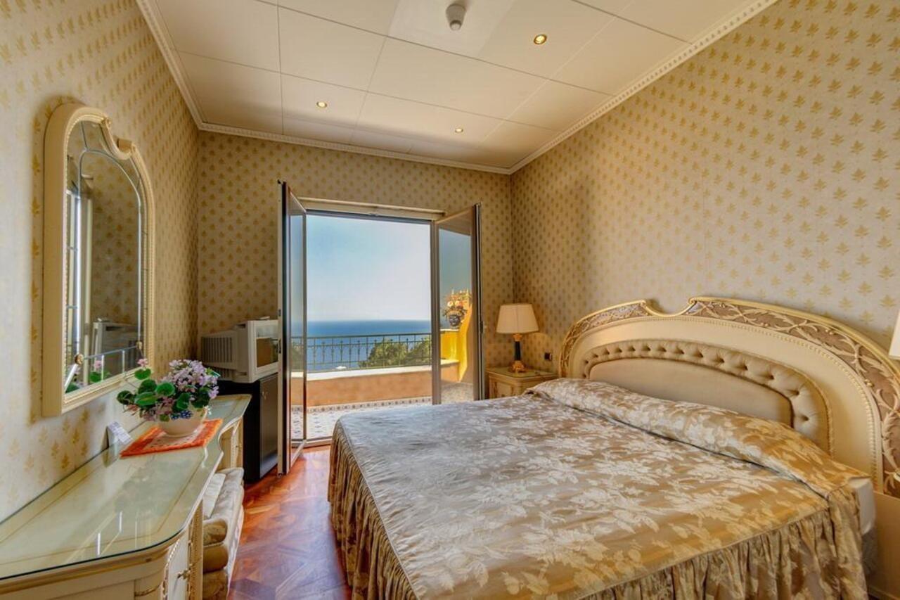 Hotel Villa Riis Taormina Luaran gambar